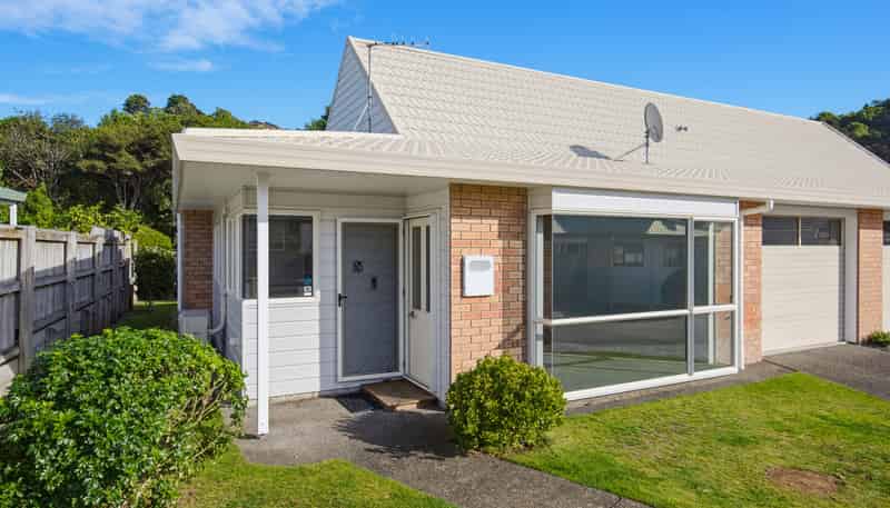 29/17 Redwood Close, Paraparaumu