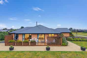 3/2 Loe Place, Amberley