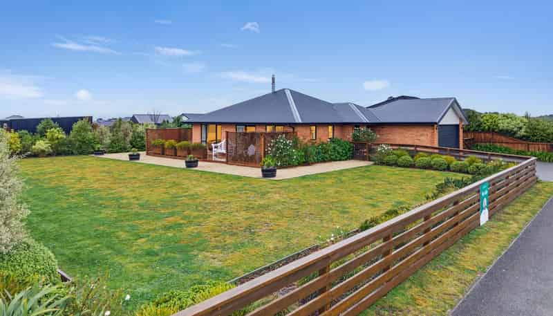 3/2 Loe Place, Amberley