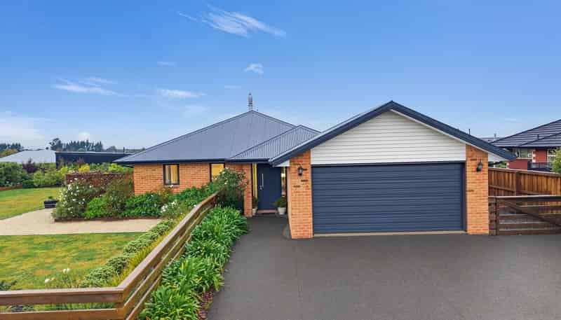 3/2 Loe Place, Amberley