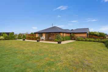 3/2 Loe Place, Amberley