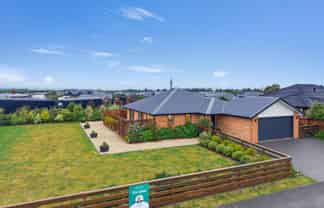 3/2 Loe Place, Amberley