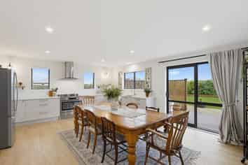 3/2 Loe Place, Amberley