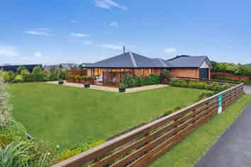 3/2 Loe Place, Amberley