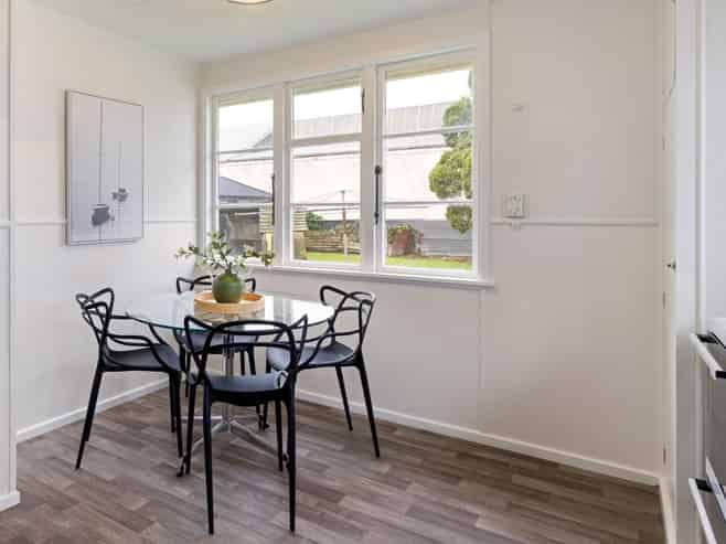 3 Thames Street, ROSLYN