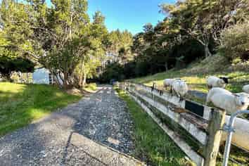 344A Waitakere Road, Taupaki