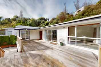 18 Mount View Road, Bastia Hill