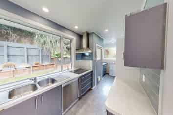 18 Mount View Road, Bastia Hill