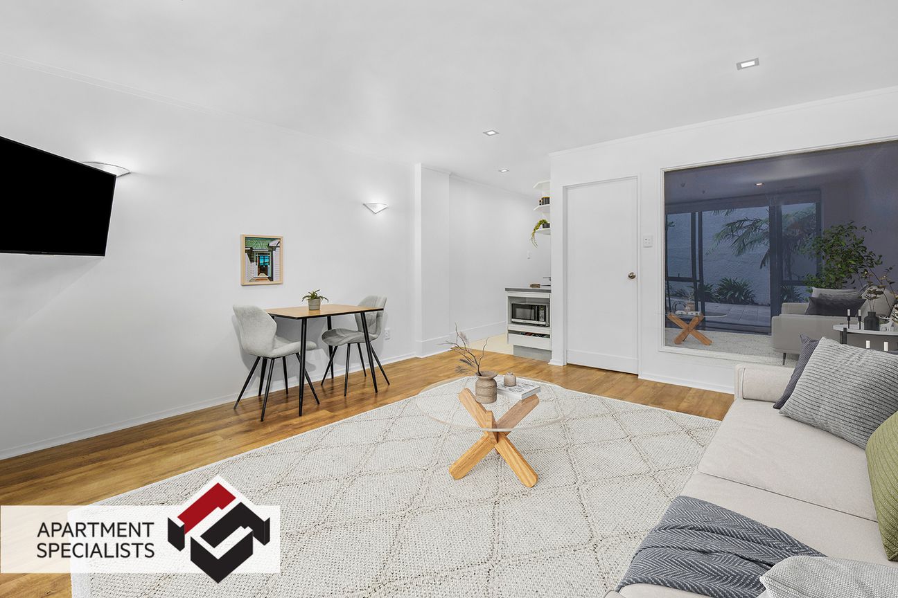 Character, Convenience & A Rare Opportunity – pohled 5