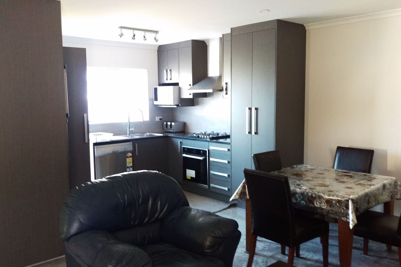 Stylish 2-Bed Unit in Papatoetoe – pohled 2