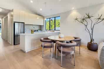Auckland - Address withheld
