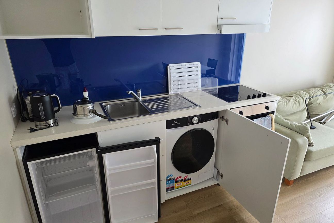 Fully Furnished Studio | Auckland CBD | New Reno - Widok 4