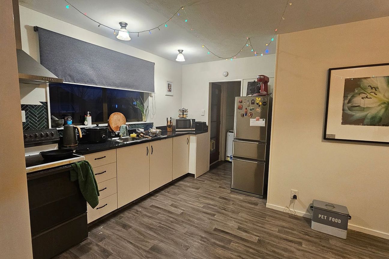 Wonderfully updated 2-Bed Home in Parklands - Widok 6