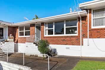 4/238 Onewa Rd, Birkenhead
