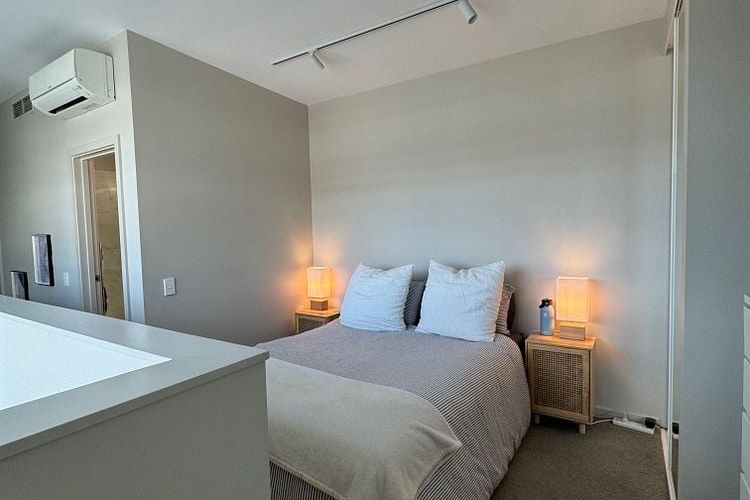 Modern 1 bedroom studio apartment - Mount Victoria - Widok 3