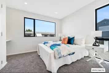 3/285 Te Atatu Road, Te Atatu South