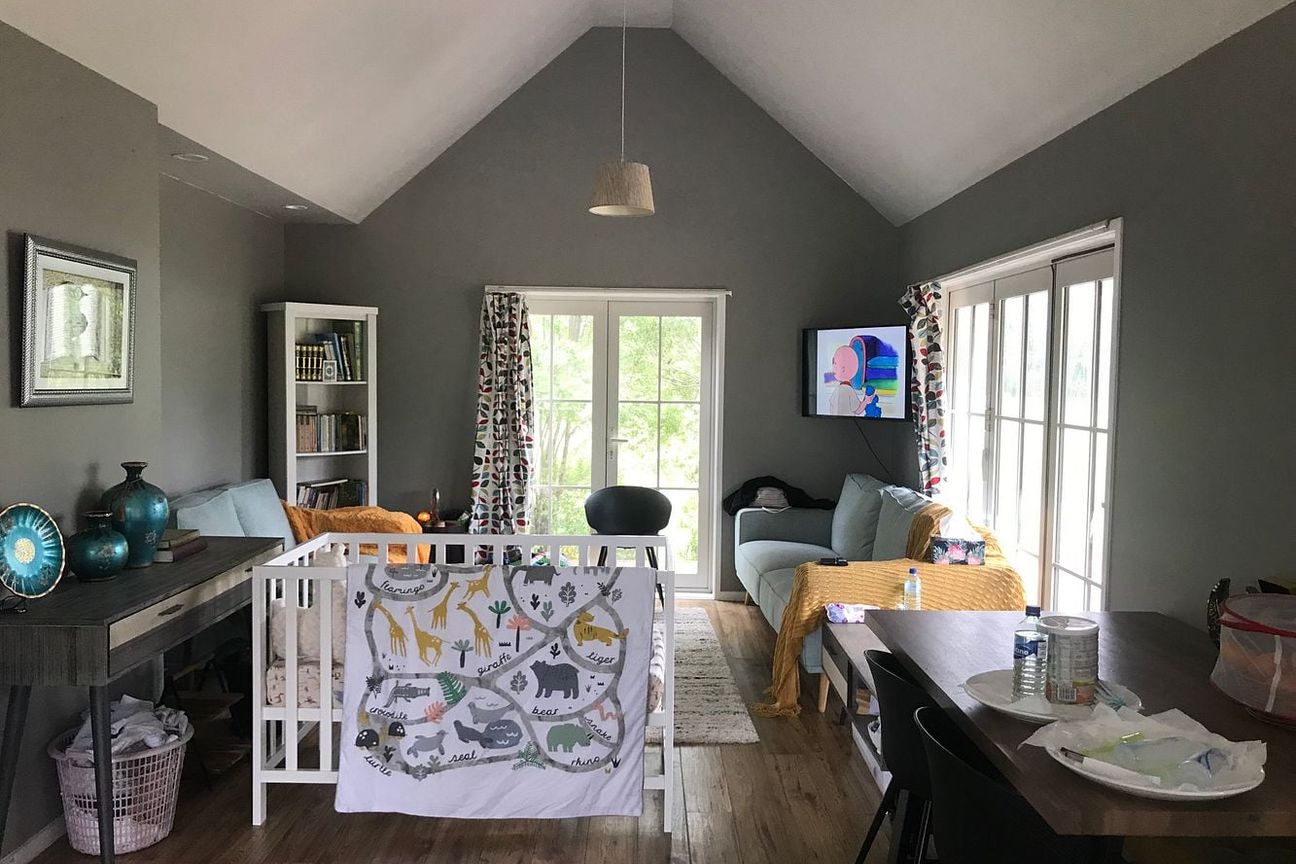 Sun, Space and convenient location! - Widok 6