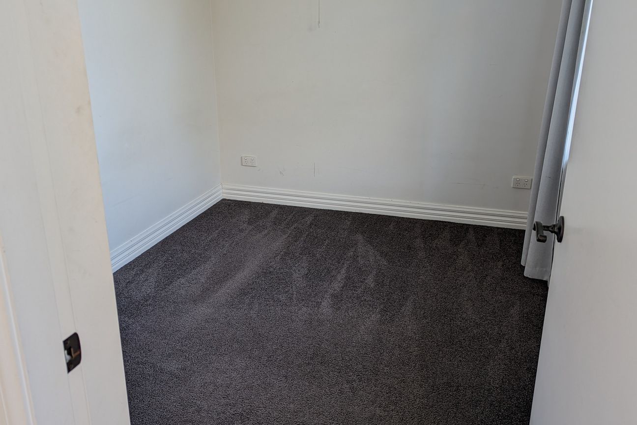 Sunny 3 bedroom house in central Berhampore - Mehr