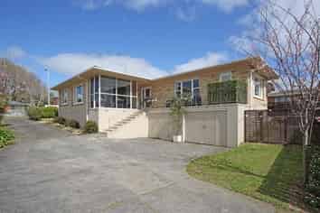3 Lawrie Avenue, Pukekohe