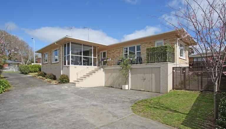 3 Lawrie Avenue, Pukekohe