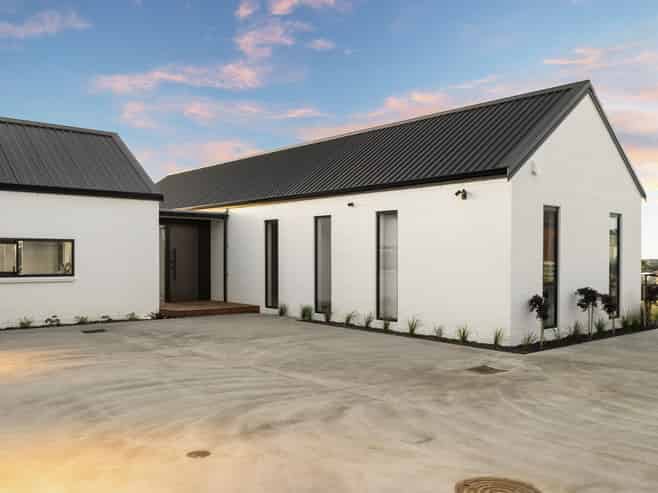 10 Kerr Crescent, Patumahoe
