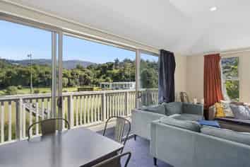182C Queen Street, North Dunedin