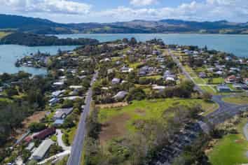 1 Beach Road, Mangonui