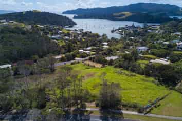 1 Beach Road, Mangonui