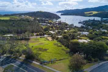 1 Beach Road, Mangonui