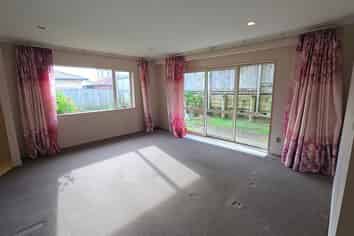 21 Edgewood Way, Henderson