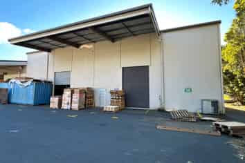 High Stud Clear Span Warehouse