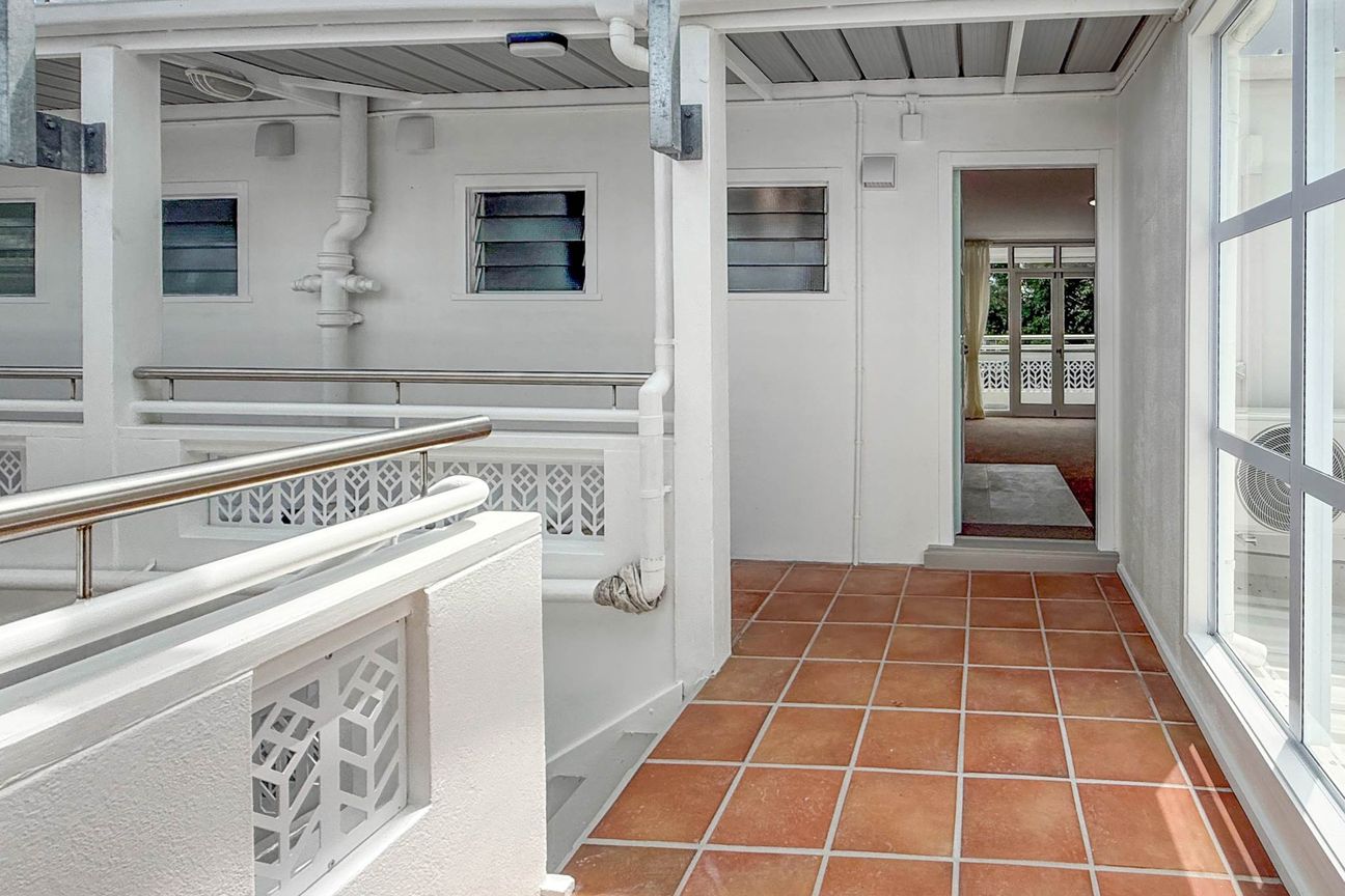 Renovated apartments located in the heart of G... - Altro