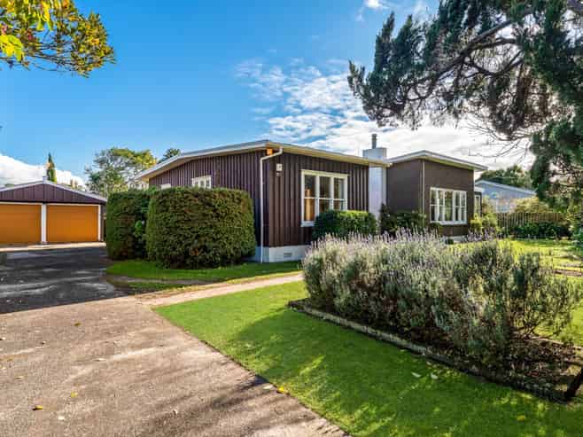 36 Lincoln Road, Henderson