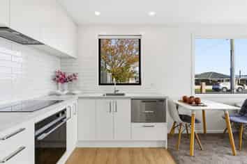 2/2 Forth Street, Mosgiel