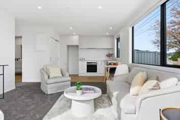 2/2 Forth Street, Mosgiel