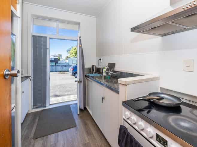 2 A,B,C Beatty Street, Melville