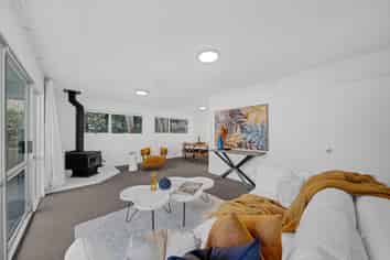 507 West Coast Road, Oratia