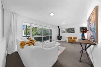 507 West Coast Road, Oratia