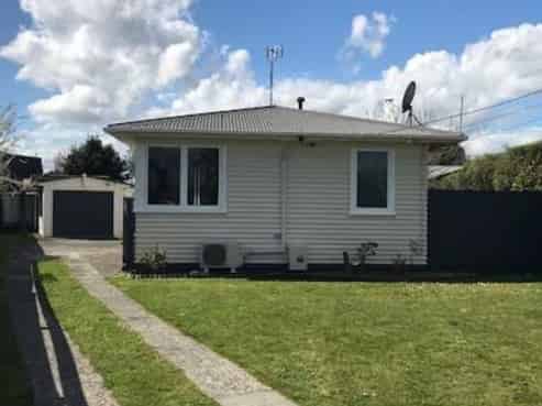 6 Larnach Street , Saint Andrews