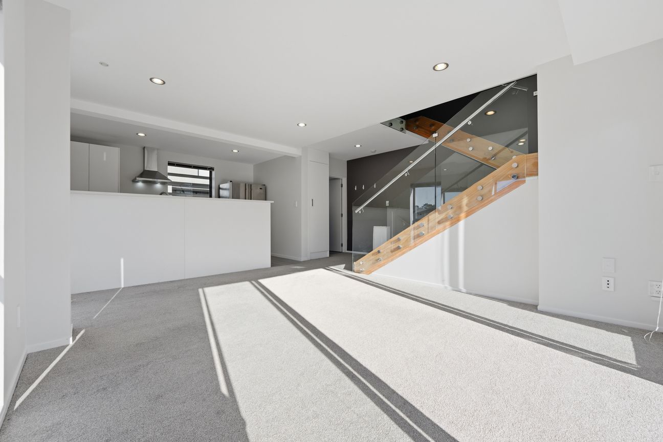 Space, Style & Convenience - Vista 5