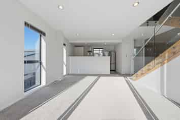 22 Mangrove Lane, Albany