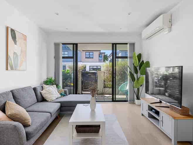 2/445 Hibiscus Coast Highway, Orewa