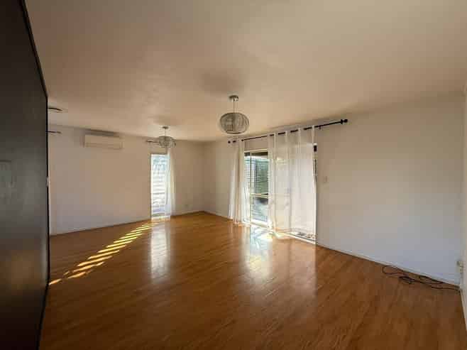 10 Rook Place, Unsworth Heights