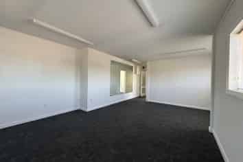 Strowan Consulting Rooms with Car Parking
