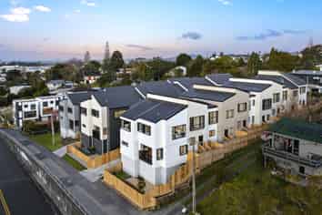 71 Archers Road, Hillcrest