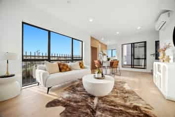 71 Archers Road, Hillcrest