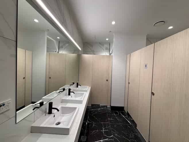 Ground Floor Gym, Retail or Office with Profile  