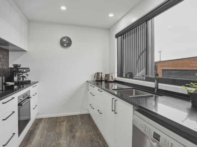 7B Paterson Road, Mosgiel