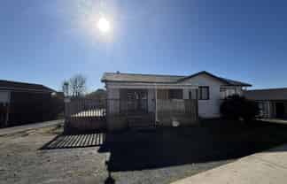 57 Catkin Crescent, Papatoetoe