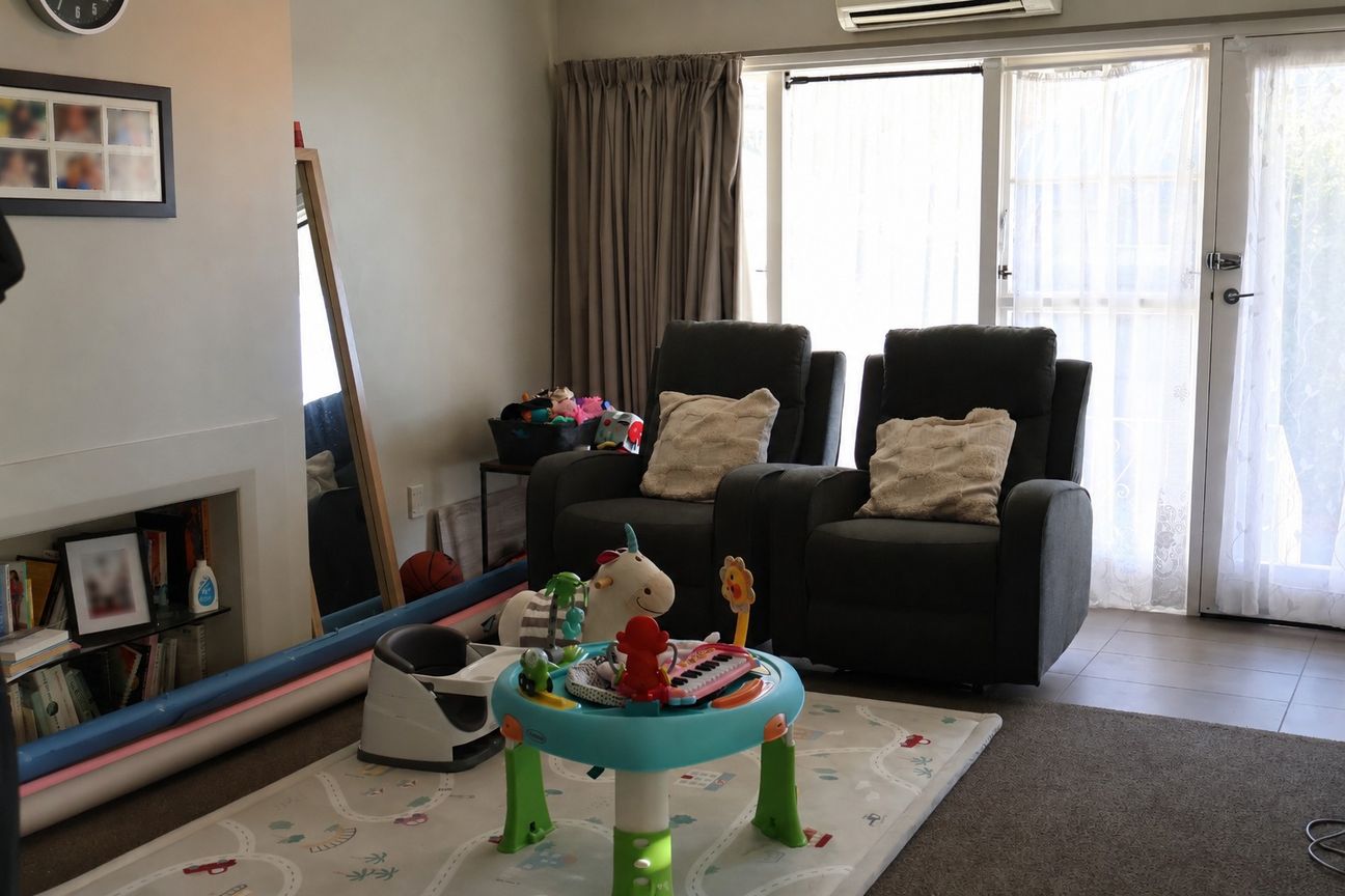 Two-bedroom unit in top location. - Widok 4